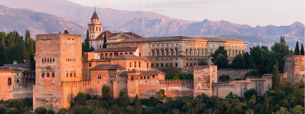 La imagen tiene un atributo ALT vacío; su nombre de archivo es caratula-convencion-granada.jpg